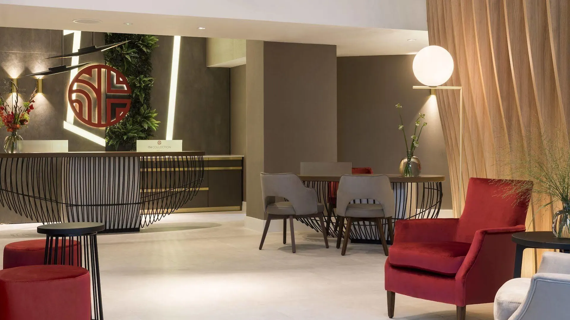 Hotel NH Collection Eindhoven Centre 5*,